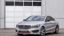 Mercedes CLA 250 Sport (2013) - widok z przodu