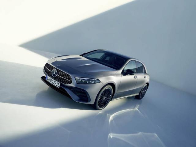 Mercedes Klasa A W177/V177 Hatchback Facelifting 2.0 200d 150KM 110kW od 2022