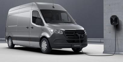 Mercedes Sprinter IV (W907/W910) e-Furgon Standardowy Elektryczny 55kWh 136KM 100kW od 2023