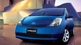 Toyota Prius 2004 - widok z przodu