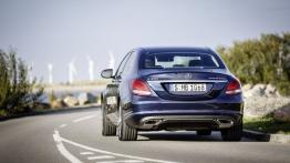 Mercedes klasy C 350 Plug-In Hybrid sedan (W 205) - widok z tyłu