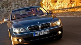 BMW Seria 7 E65 2005 - widok z przodu