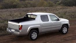 Honda Ridgeline 2006 - prawy bok