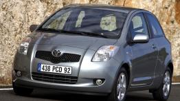 Toyota Yaris 2006 - widok z przodu