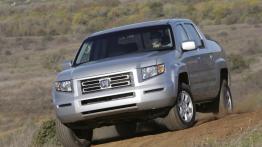 Honda Ridgeline 2006 - widok z przodu