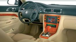 Skoda Superb 2007 - kokpit