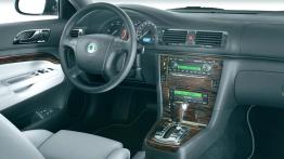 Skoda Superb 2007 - kokpit