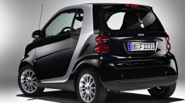 Smart Fortwo 2007 - widok z tyłu