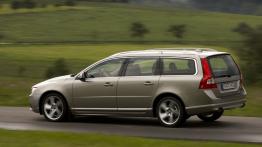 Volvo V70 2007 - lewy bok