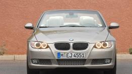 BMW Seria 3 E93 2007 - widok z przodu