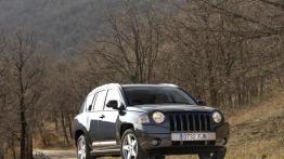 Jeep Compass 2007 - widok z przodu