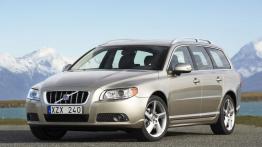 Volvo V70 2007 - widok z przodu