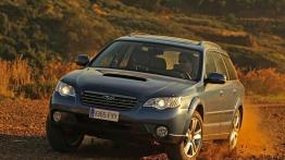 Subaru Legacy Outback 2008 - widok z przodu