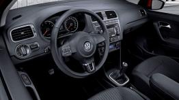 Volkswagen Polo 2009 - pełny panel przedni