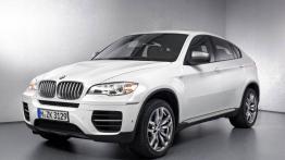 BMW X6 M50d - widok z przodu