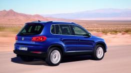 Volkswagen Tiguan 2011 - prawy bok