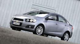 Chevrolet Aveo sedan 2011 - widok z przodu