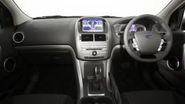 Ford Territory 2011 - pełny panel przedni