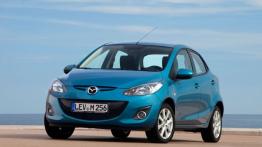 Mazda 2 II Hatchback 5d Facelifting 1.3 MZR 75KM 55kW od 2011