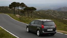 Peugeot 5008 I Minivan 1.6 HDi FAP 110KM 81kW 2009-2011