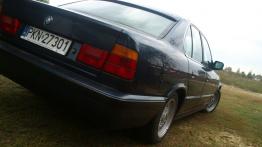 BMW Seria 5 E34 Sedan 525 i 170KM 125kW 1988-1991