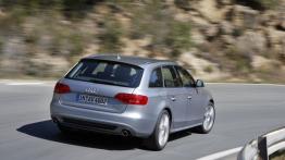 Audi A4 B8 Avant 2.7 TDI 190KM 140kW 2008-2011