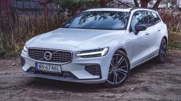 Volvo V60 II  Kombi Plug-in 2.0 T6 Plug-In Hybrid 341KM 251kW 2020-2021