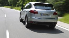 Porsche Cayenne III Diesel (2011) - widok z tyłu