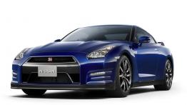 Nissan GT-R 2012 - widok z przodu