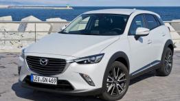 Mazda CX-3 SKYACTIV-G (2015) - widok z przodu