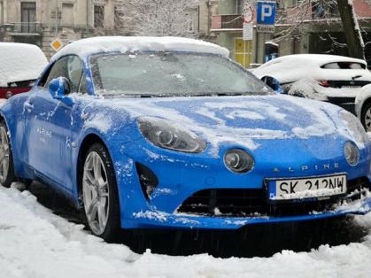 #zima #odśnieżanie #Alpine #A110 #AlpineA110