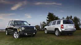 Jeep Patriot 2010 - przód - inne ujęcie