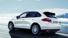 Porsche Cayenne 2010 - widok z tyłu