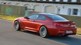 BMW M6 Coupe 2012 - widok z tyłu