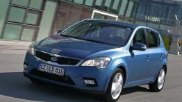 Kia Ceed I Hatchback 5d Facelifting 1.4 DOHC 109KM 80kW 2010-2011