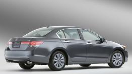 Honda Accord Sedan 2011 - prawy bok