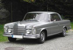 Mercedes W111