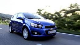 Chevrolet Aveo hatchback 2011 - widok z przodu