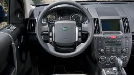 Land Rover Freelander 2011 - kokpit