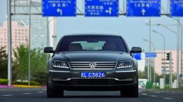 Volkswagen Phaeton 2011 - widok z przodu