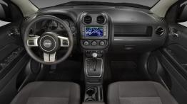 Jeep Compass 2011 - pełny panel przedni