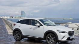 Mazda CX-3 SKYACTIV-G (2015) - prawy bok