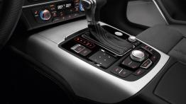 Audi A6 Avant V6 TFSI 2012 - skrzynia biegów