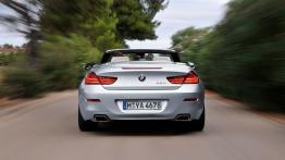 BMW Seria 6 Cabrio 2012 - widok z tyłu