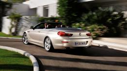 BMW Seria 6 Cabrio 2012 - widok z tyłu