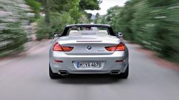 BMW Seria 6 Cabrio 2012 - widok z tyłu