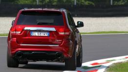 Jeep Grand Cherokee SRT8 2012 - widok z tyłu