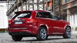 Jeep Grand Cherokee SRT8 2012 - widok z tyłu