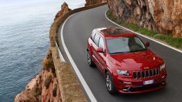 Jeep Grand Cherokee SRT8 2012 - widok z góry