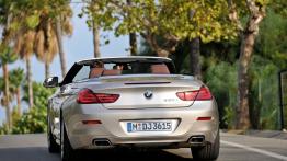 BMW Seria 6 Cabrio 2012 - widok z tyłu